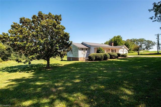 173 Old Meadowbrook Lane, Elkin, NC 28621