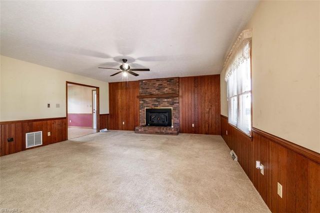 173 Old Meadowbrook Lane, Elkin, NC 28621