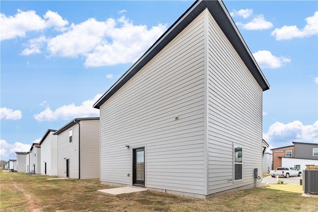 840 Boardwalk Avenue, Bentonville, AR 72713