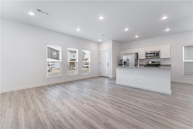 840 Boardwalk Avenue, Bentonville, AR 72713