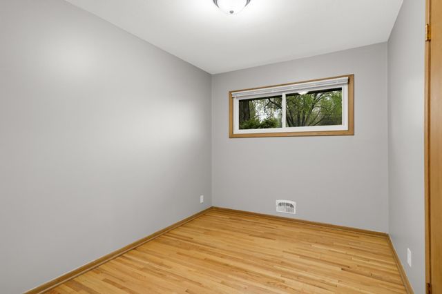 4389 Hodgson Road, Shoreview, MN 55126