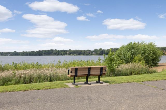 4389 Hodgson Road, Shoreview, MN 55126