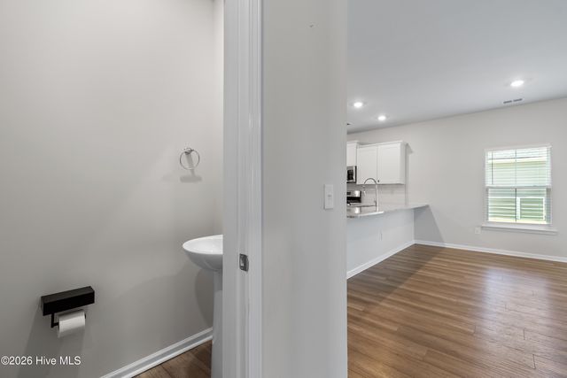 8850 Baton Rouge Avenue NW, Carolina Shores, NC 28467