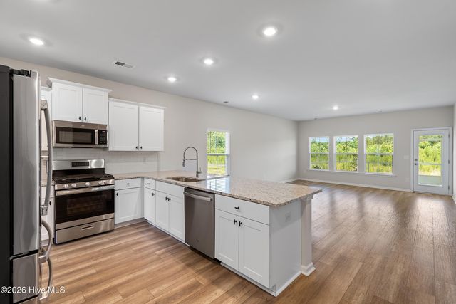8850 Baton Rouge Avenue NW, Carolina Shores, NC 28467