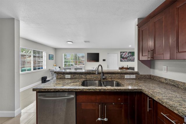 348 NW 40th Court, Oakland Park, FL 33309