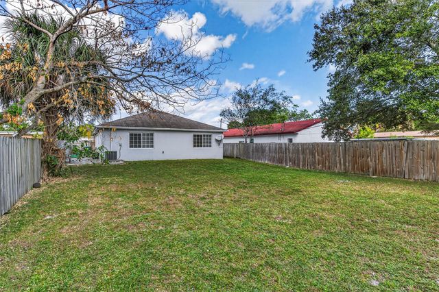 348 NW 40th Court, Oakland Park, FL 33309