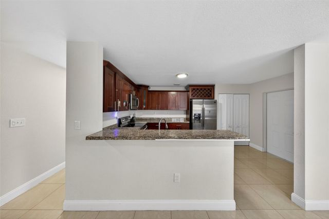 348 NW 40th Court, Oakland Park, FL 33309