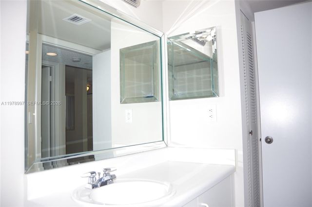 9511 Weldon Cir G315, Tamarac, FL 33321