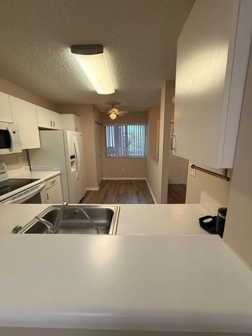 9511 Weldon Cir G315, Tamarac, FL 33321