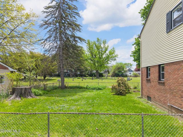 35 Albion Street, Scotia, NY 12302