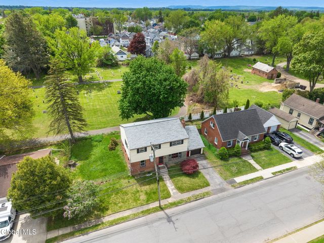35 Albion Street, Scotia, NY 12302