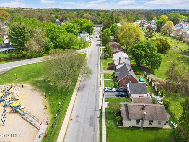 35 Albion Street, Scotia, NY 12302
