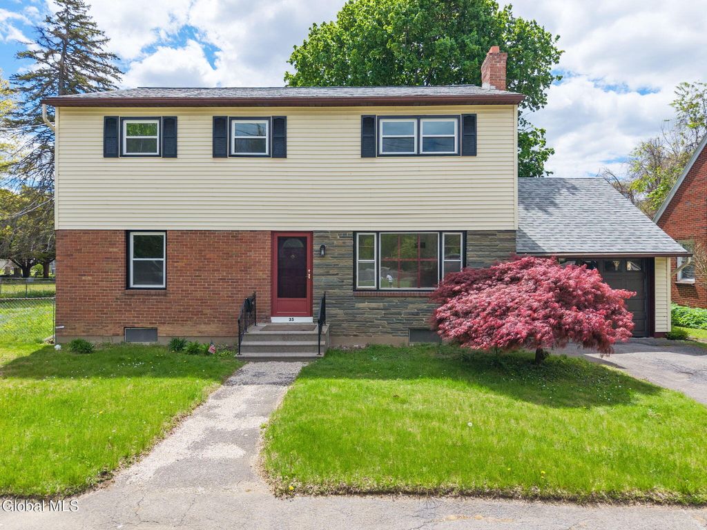 35 Albion Street, Scotia, NY 12302