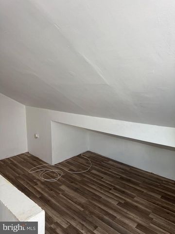 30 JERSEY ST, Trenton, NJ 08611