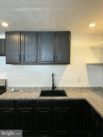 30 JERSEY ST, Trenton, NJ 08611