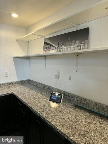 30 JERSEY ST, Trenton, NJ 08611