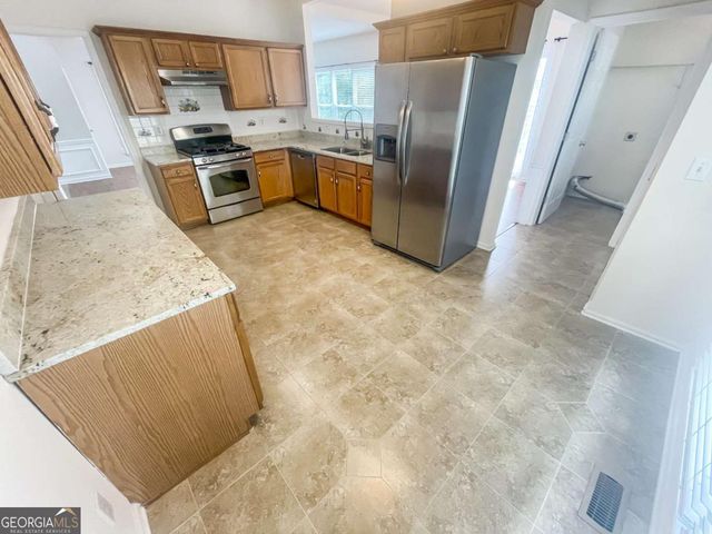 140 Calborne Court, Johns Creek, GA 30005