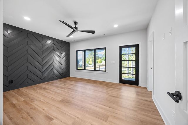 109 NE Honeycrisp Lane, Bentonville, AR 72712