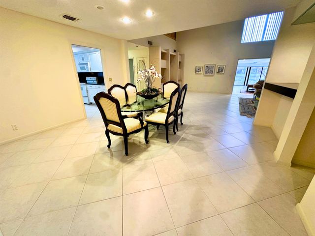 9258 Vista Del Lago A, Boca Raton, FL 33428