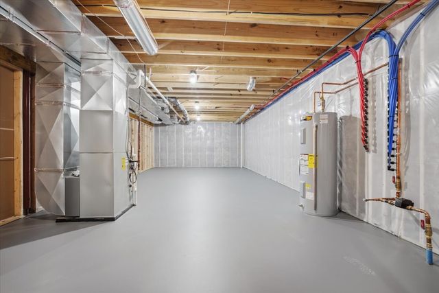 807 Verkler Court, Bloomington, IL 61704