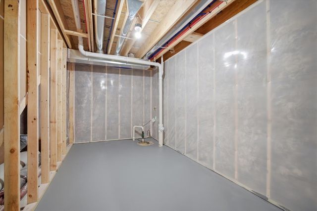 807 Verkler Court, Bloomington, IL 61704