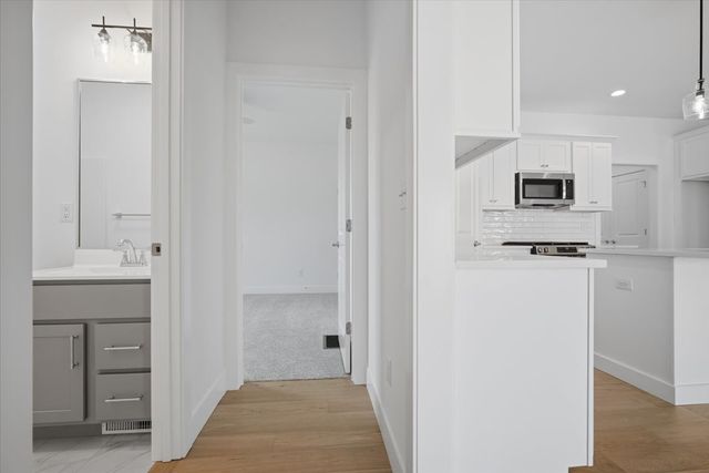 807 Verkler Court, Bloomington, IL 61704