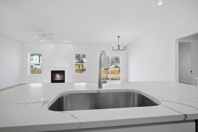 807 Verkler Court, Bloomington, IL 61704