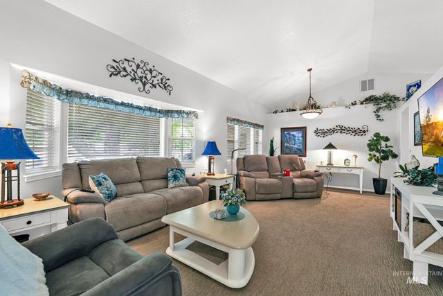 426 Bitterbrush Dr, Twin Falls, ID 83301
