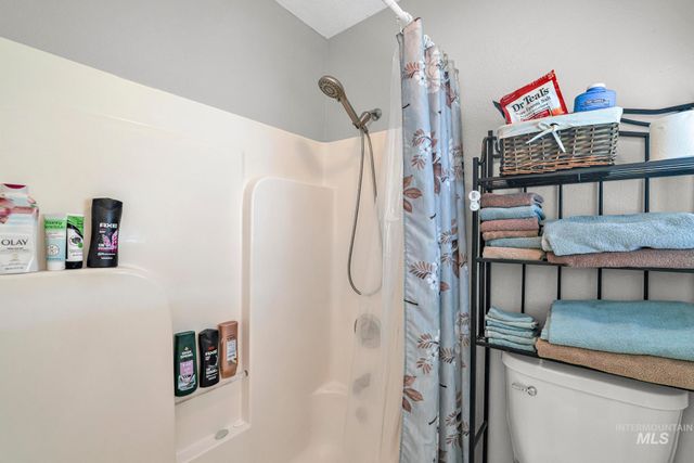 426 Bitterbrush Dr, Twin Falls, ID 83301