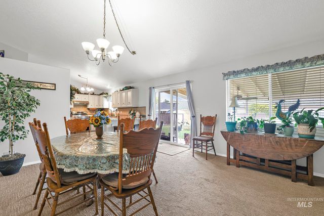 426 Bitterbrush Dr, Twin Falls, ID 83301