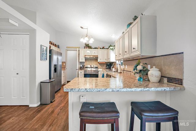 426 Bitterbrush Dr, Twin Falls, ID 83301