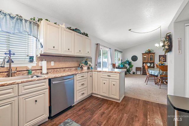 426 Bitterbrush Dr, Twin Falls, ID 83301