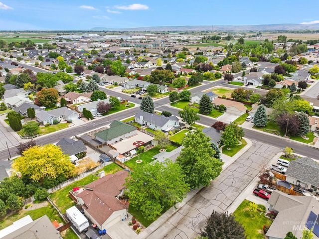 426 Bitterbrush Dr, Twin Falls, ID 83301