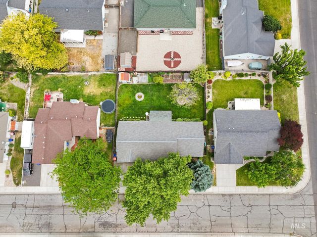 426 Bitterbrush Dr, Twin Falls, ID 83301
