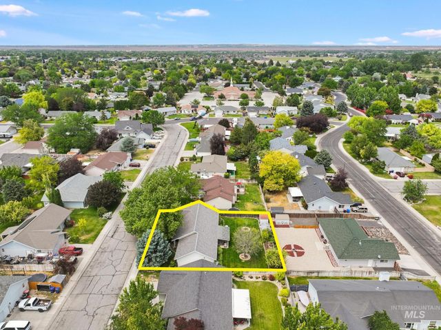 426 Bitterbrush Dr, Twin Falls, ID 83301