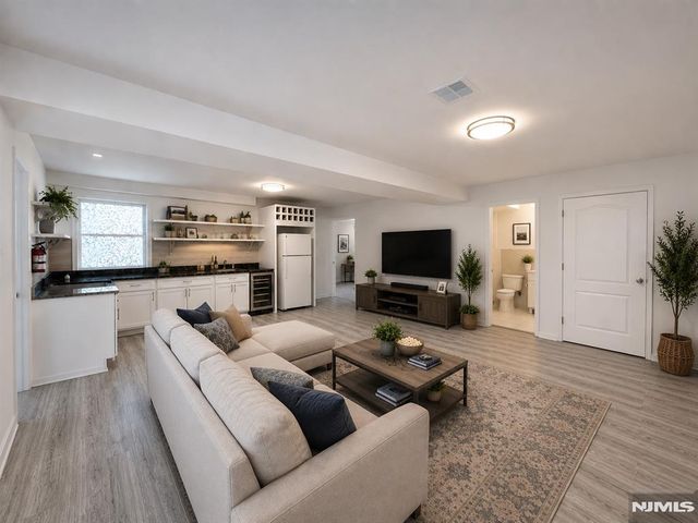 46 Goble Street, Newark, NJ 07114