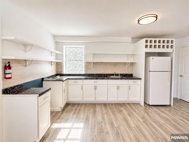 46 Goble Street, Newark, NJ 07114