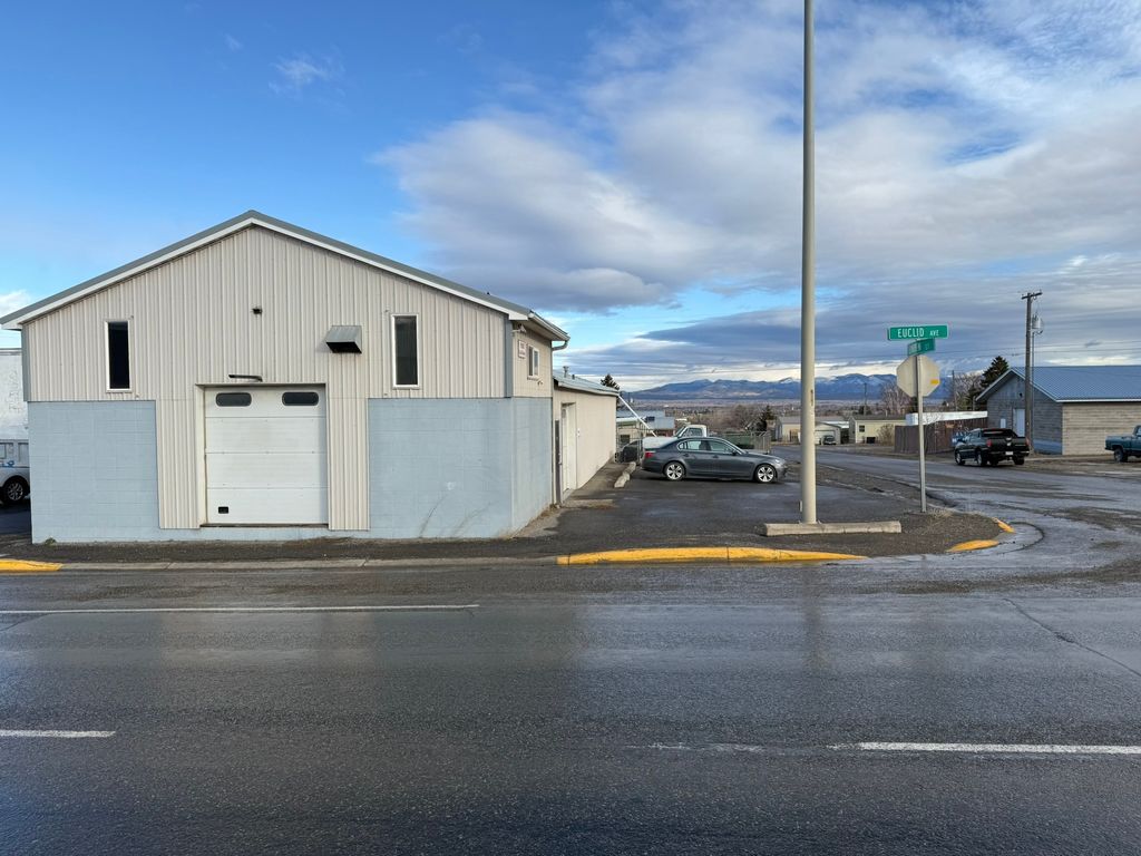 1900 Euclid Avenue, Helena, MT 59601