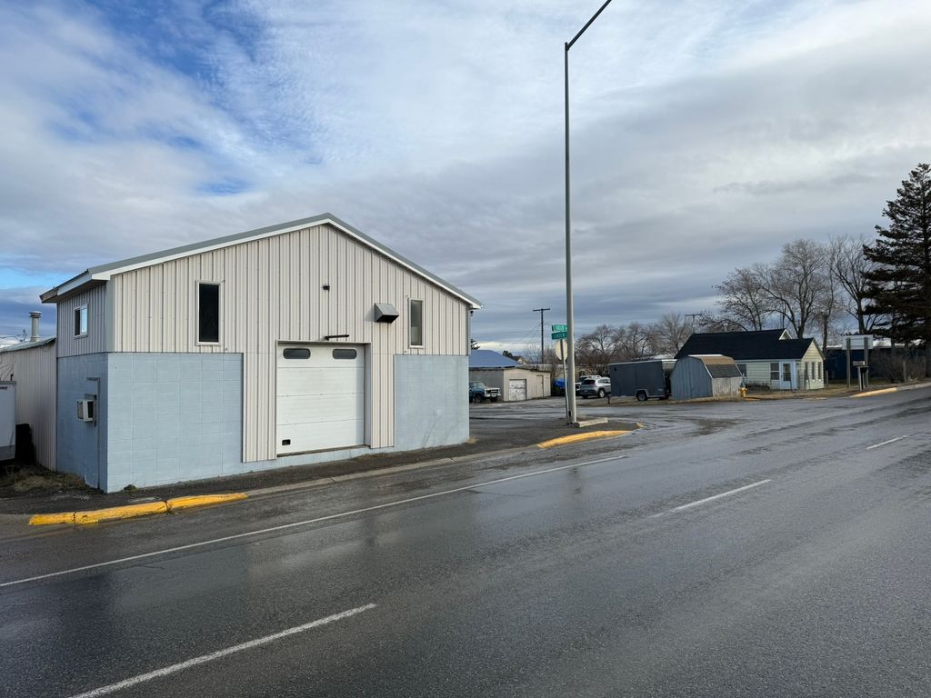 1900 Euclid Avenue, Helena, MT 59601 photo 2