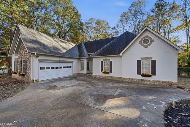 1065 Laurian Park Drive, Roswell, GA 30075