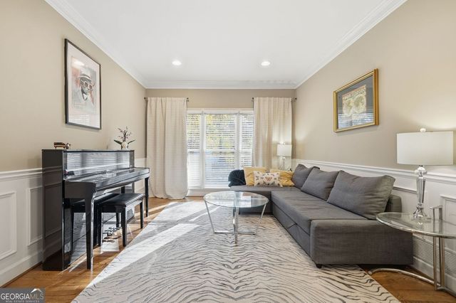 1065 Laurian Park Drive, Roswell, GA 30075