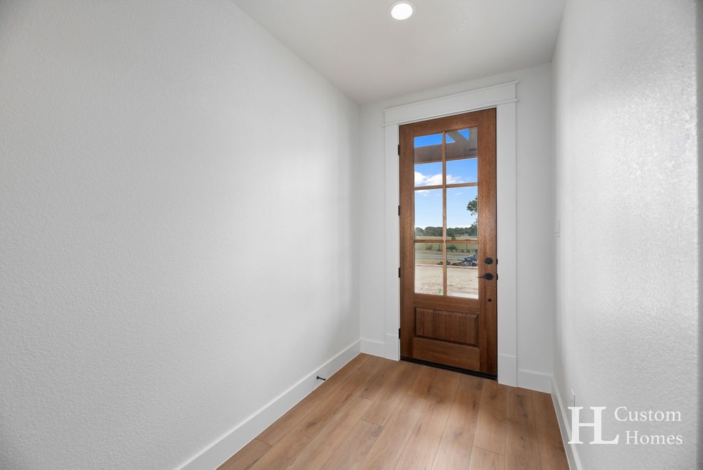 2485 Cottondale Road, Springtown, TX 76082 — photo 4