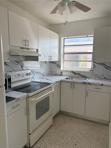 1125 SE 9th Ave 4, Hialeah, FL 33010