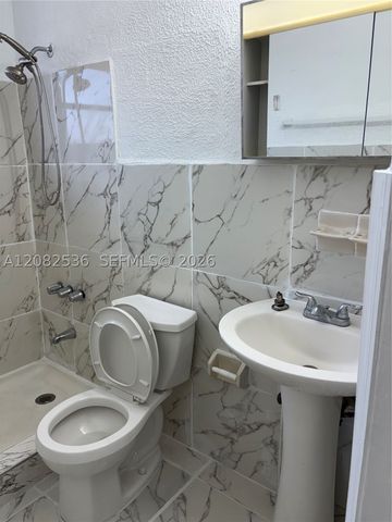 1125 SE 9th Ave 4, Hialeah, FL 33010