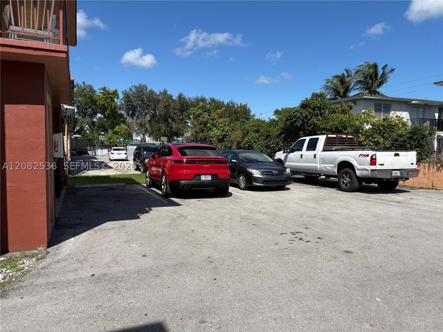 1125 SE 9th Ave 4, Hialeah, FL 33010