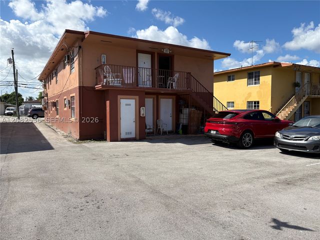1125 SE 9th Ave 4, Hialeah, FL 33010