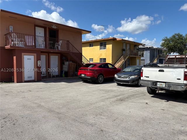 1125 SE 9th Ave 4, Hialeah, FL 33010