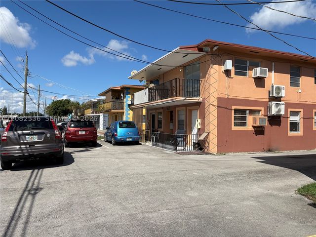 1125 SE 9th Ave 4, Hialeah, FL 33010