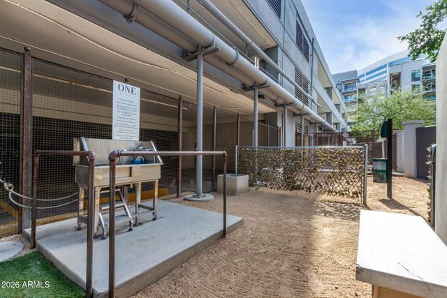 1 E LEXINGTON Avenue 1007, Phoenix, AZ 85012