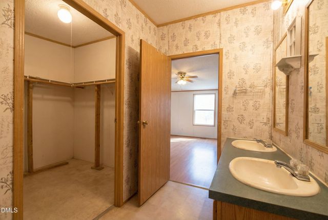 128 N State Street, Haw River, NC 27258